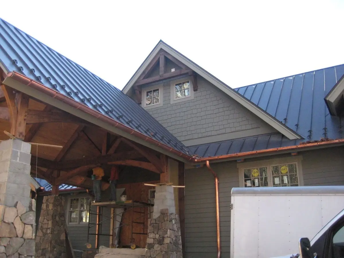 Craftsman Roofing team delivering quality roofing work in Bloomingdale